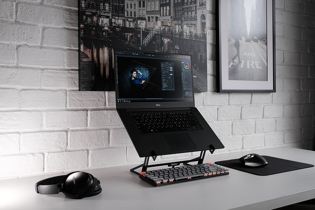 1764824294919252.jpg laptop-6332543_640.jpg